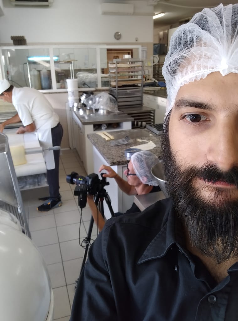 Riccardo video in pasticceria